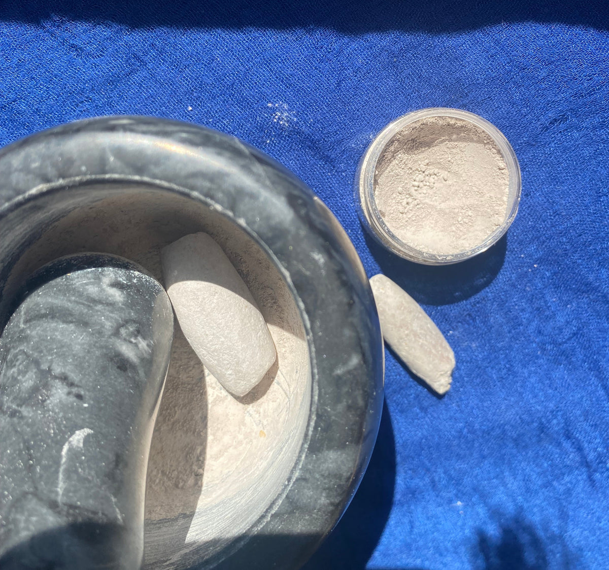 Efun (Loose Chalky Powder | Variants Available)